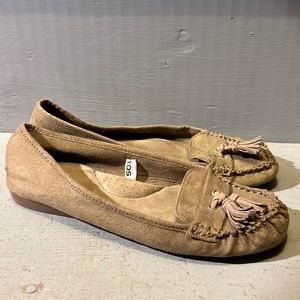 Merona brand flats never worn